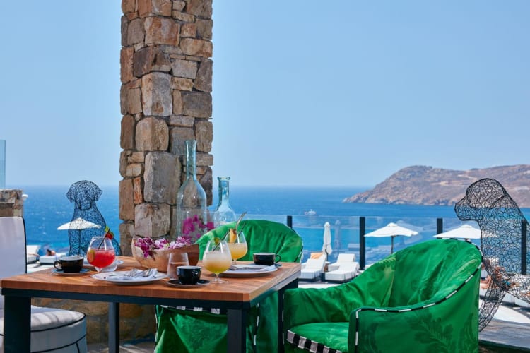 Pool restaurant